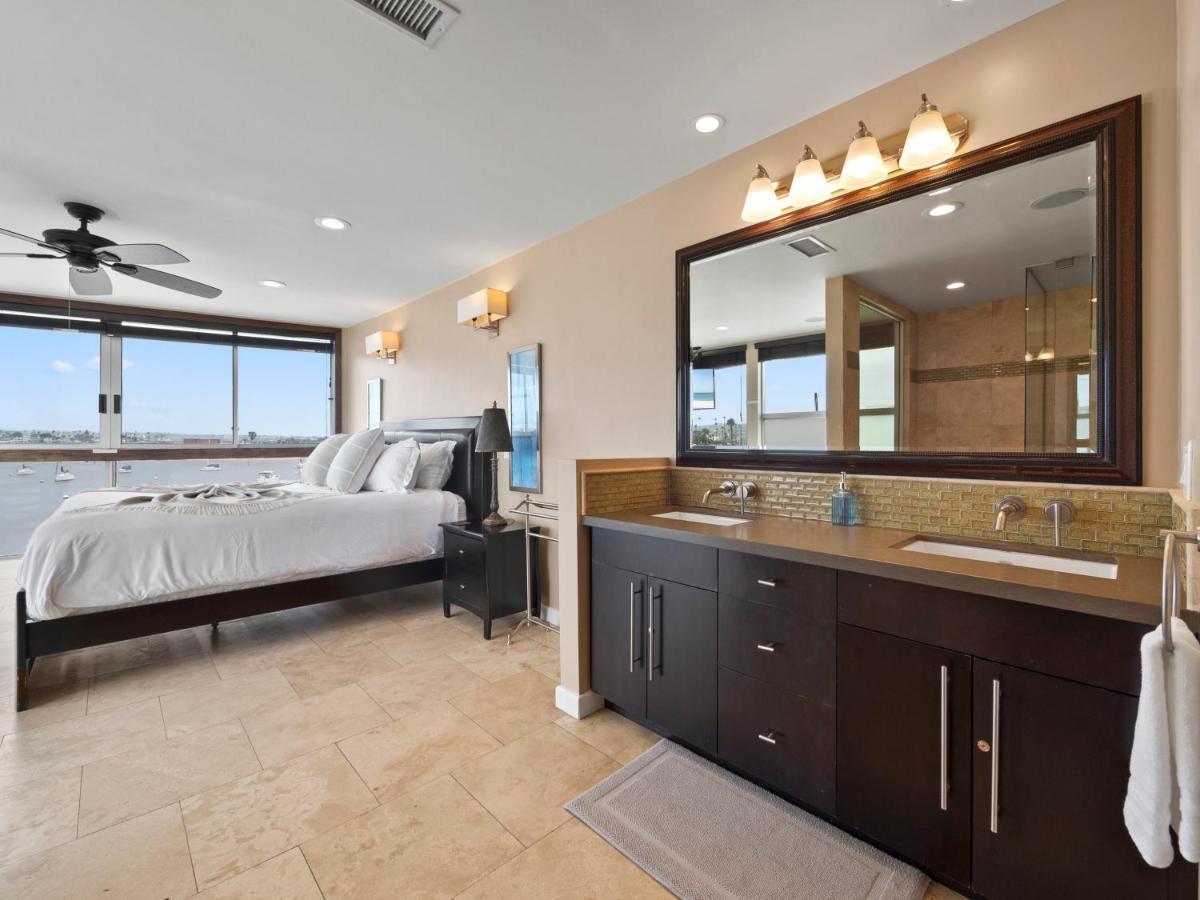 Stunning Bayfront Condo With Gorgeous Views, Garage, Massive Roof Deck & Ac - Dogs Welcome! San Diego Exterior photo