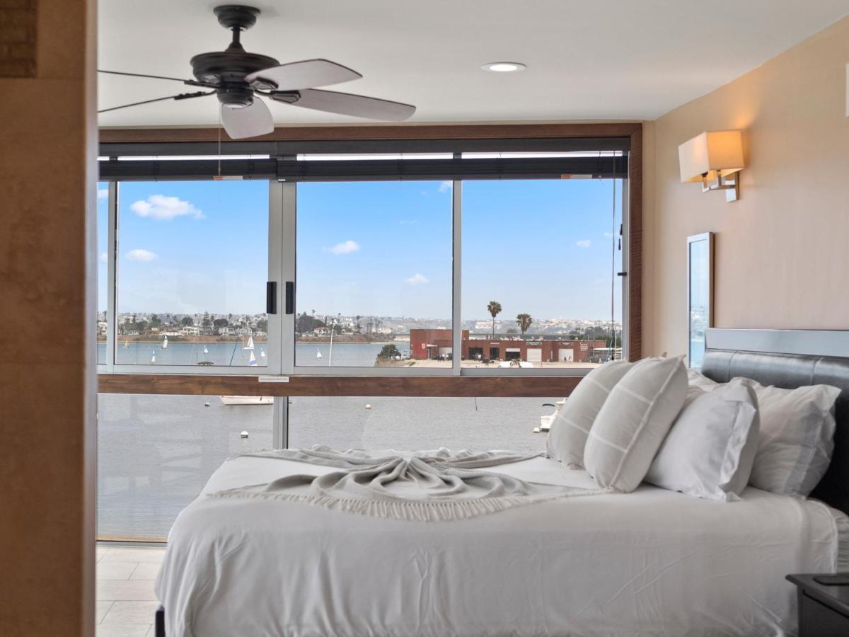 Stunning Bayfront Condo With Gorgeous Views, Garage, Massive Roof Deck & Ac - Dogs Welcome! San Diego Exterior photo