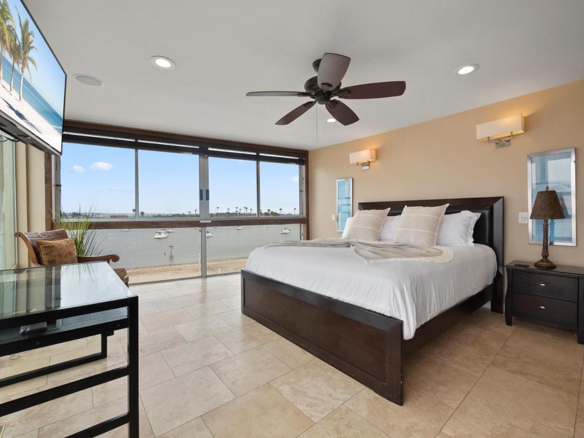 Stunning Bayfront Condo With Gorgeous Views, Garage, Massive Roof Deck & Ac - Dogs Welcome! San Diego Exterior photo