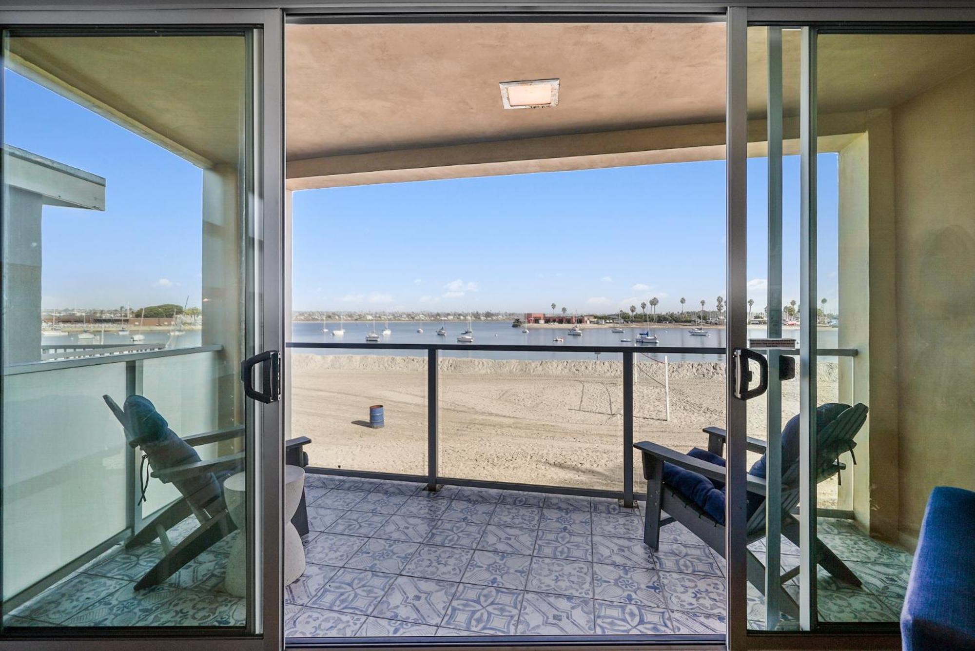 Stunning Bayfront Condo With Gorgeous Views, Garage, Massive Roof Deck & Ac - Dogs Welcome! San Diego Exterior photo
