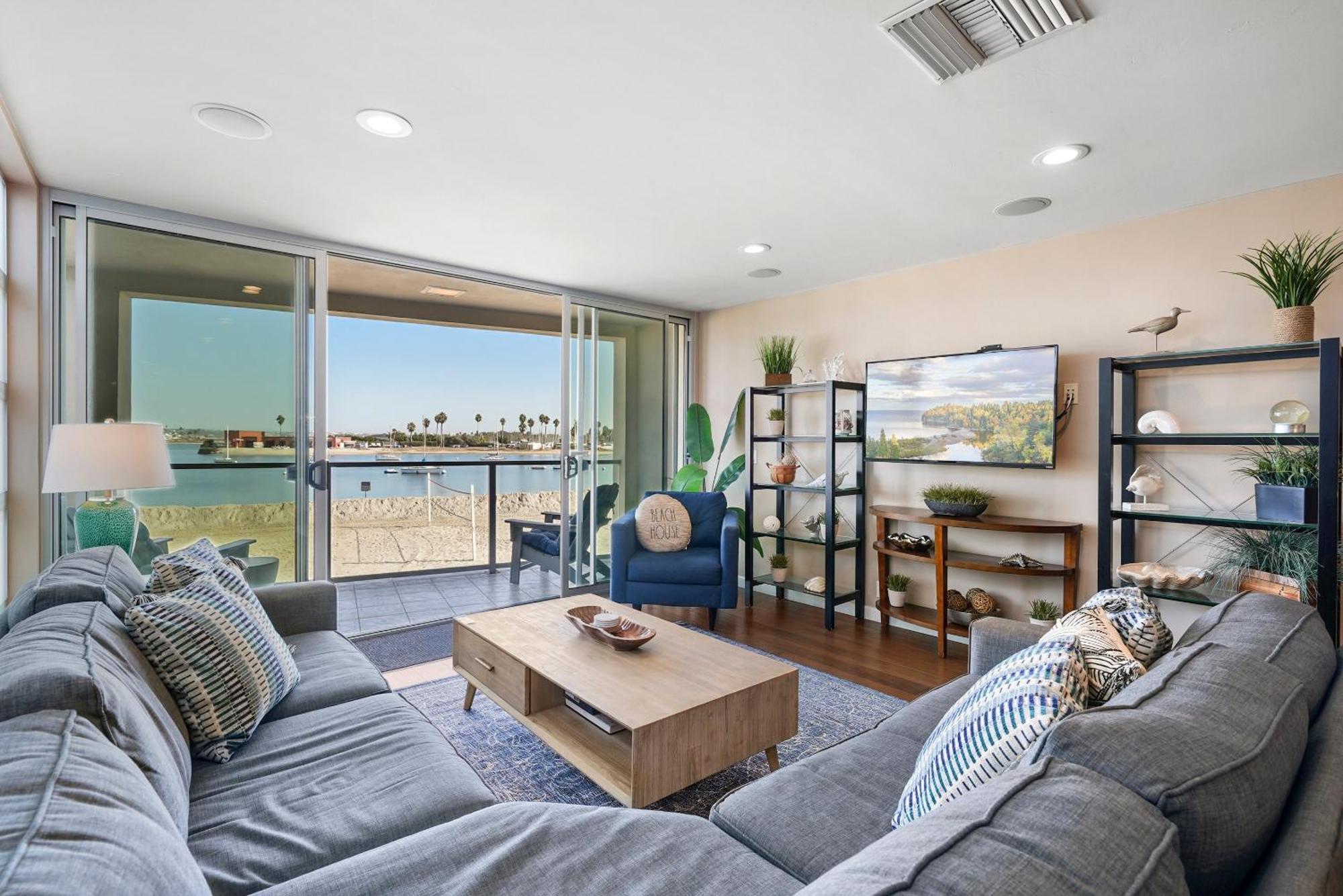 Stunning Bayfront Condo With Gorgeous Views, Garage, Massive Roof Deck & Ac - Dogs Welcome! San Diego Exterior photo